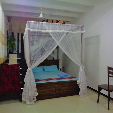 فندق De Fancy House أونا واتونا المظهر الخارجي الصورة