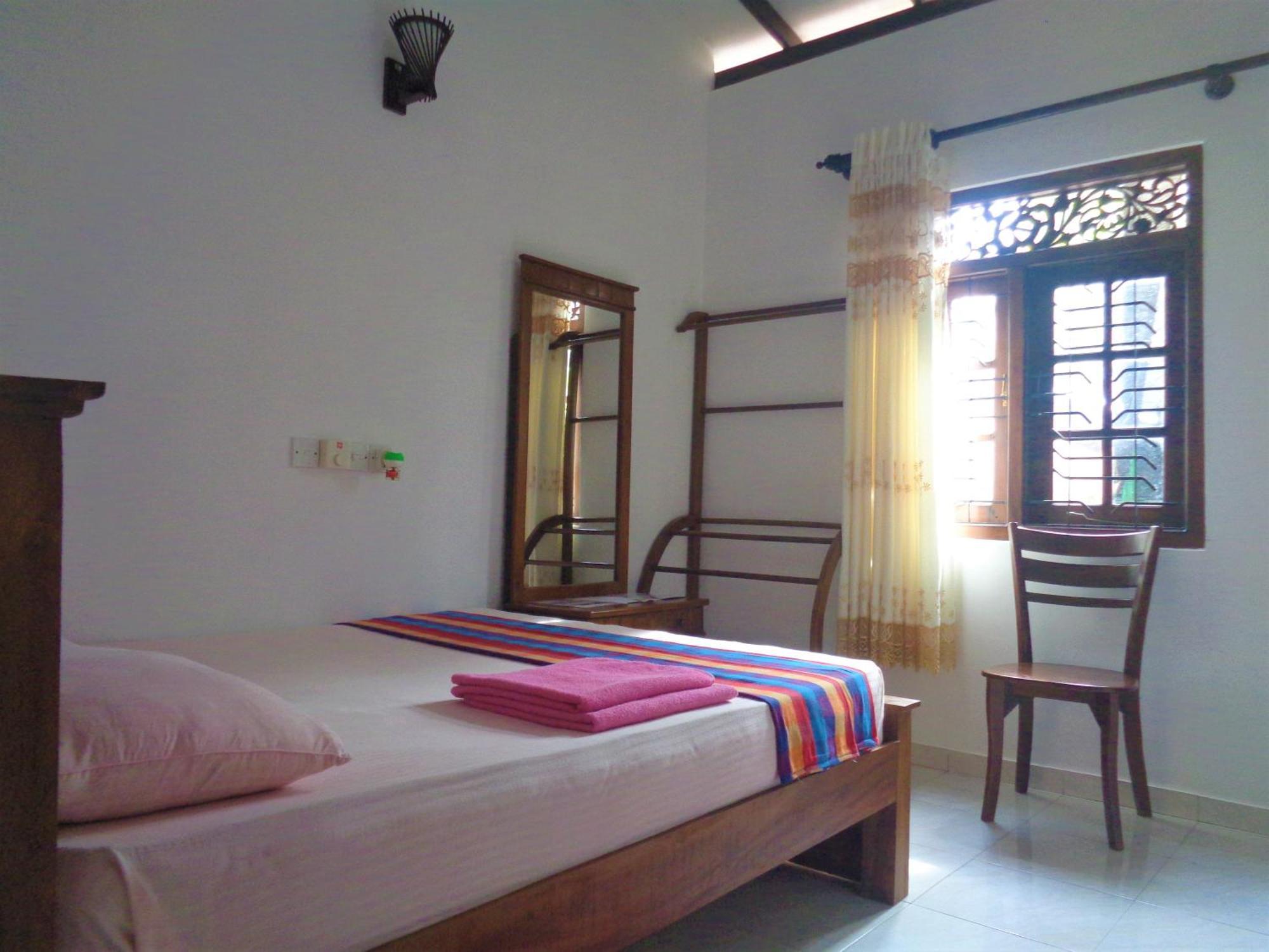فندق De Fancy House أونا واتونا المظهر الخارجي الصورة